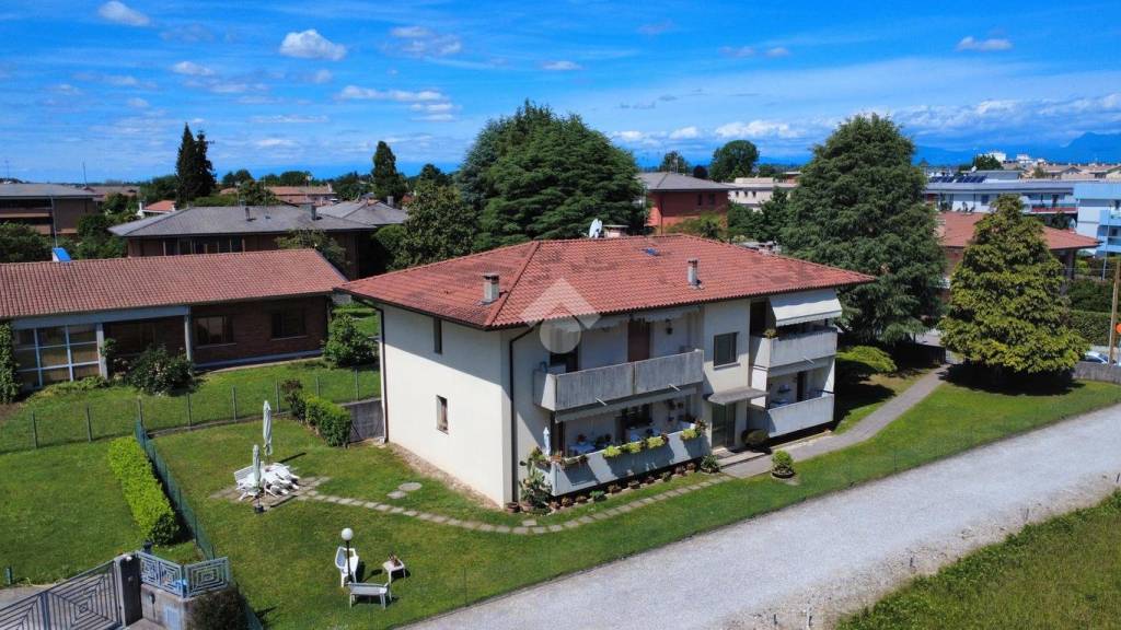 appartamento in vendita a Tavagnacco in zona Feletto Umberto