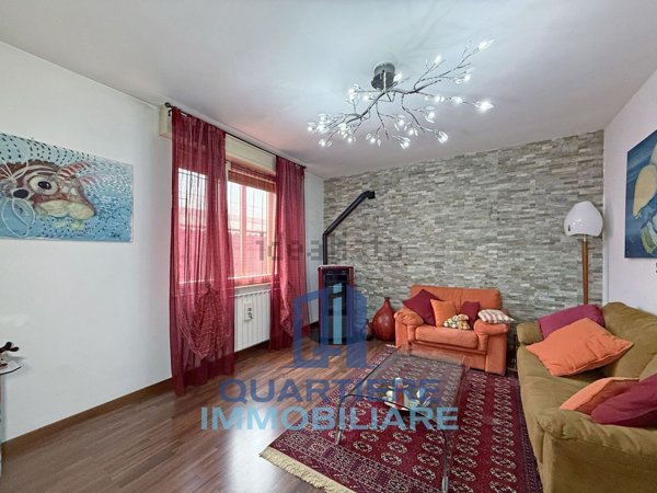 casa indipendente in vendita a Tavagnacco in zona Colugna