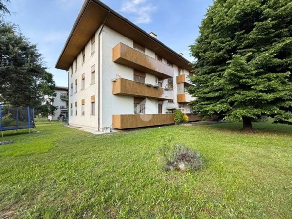 appartamento in vendita a Tavagnacco in zona Colugna