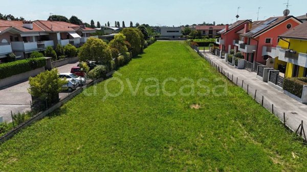 terreno agricolo in vendita a Tavagnacco in zona Feletto Umberto