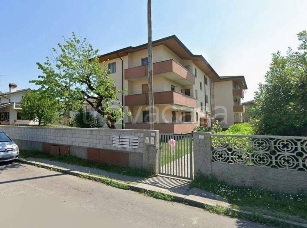 appartamento in vendita a Tavagnacco in zona Feletto Umberto