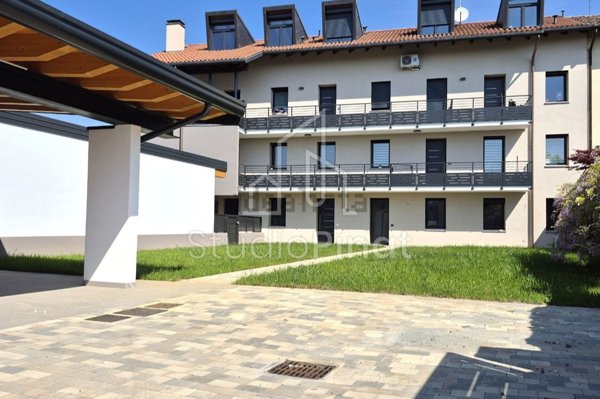 appartamento in vendita a Tavagnacco in zona Branco