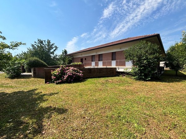 casa indipendente in vendita a Tavagnacco