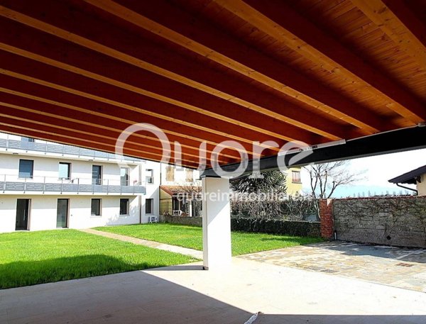 appartamento in vendita a Tavagnacco in zona Branco