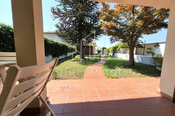 casa indipendente in vendita a Tavagnacco in zona Branco