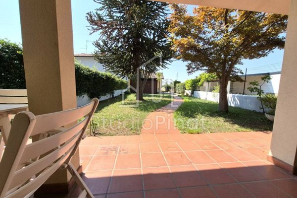 casa indipendente in vendita a Tavagnacco in zona Branco