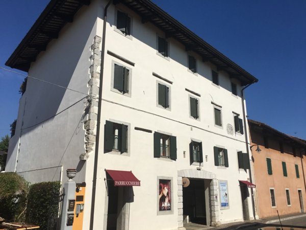 appartamento in vendita a Tavagnacco in zona Feletto Umberto