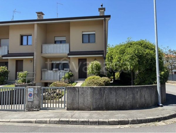 casa indipendente in vendita a Terzo d'Aquileia