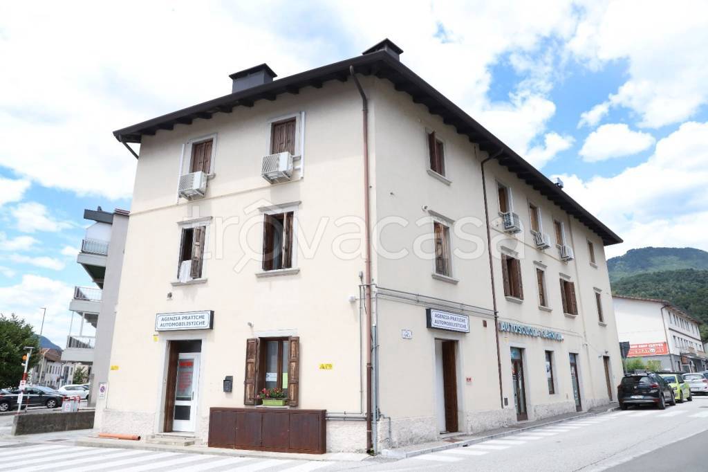 appartamento in vendita a Tolmezzo in zona Terzo