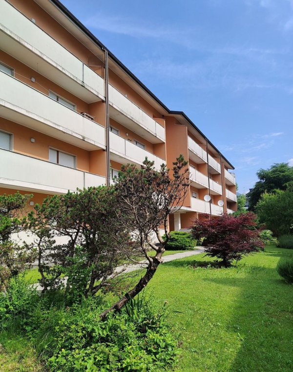 appartamento in vendita a Tolmezzo in zona Terzo