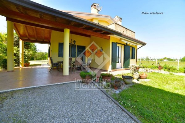 casa indipendente in vendita a Tolmezzo