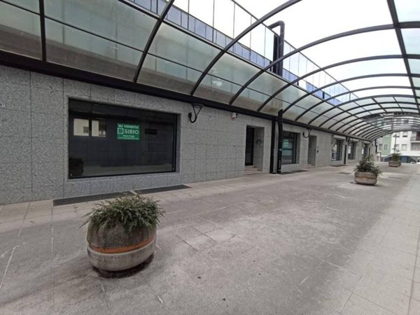 negozio in vendita a Tolmezzo