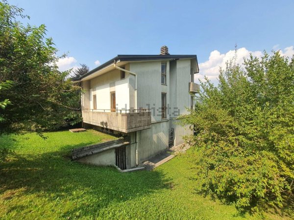 casa indipendente in vendita a Tolmezzo in zona Illegio