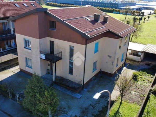 casa indipendente in vendita a Tolmezzo