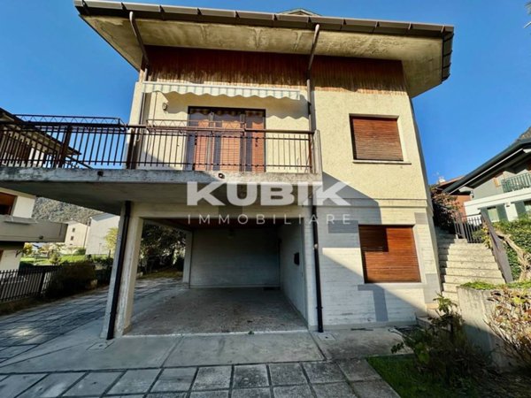 casa indipendente in vendita a Tolmezzo