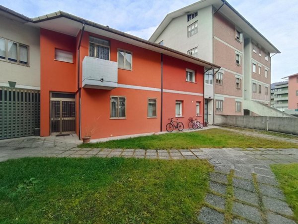 casa indipendente in vendita a Tolmezzo