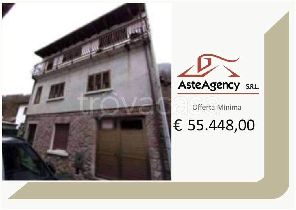 casa indipendente in vendita a Tolmezzo