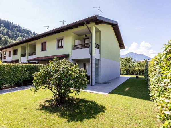 casa indipendente in vendita a Tolmezzo