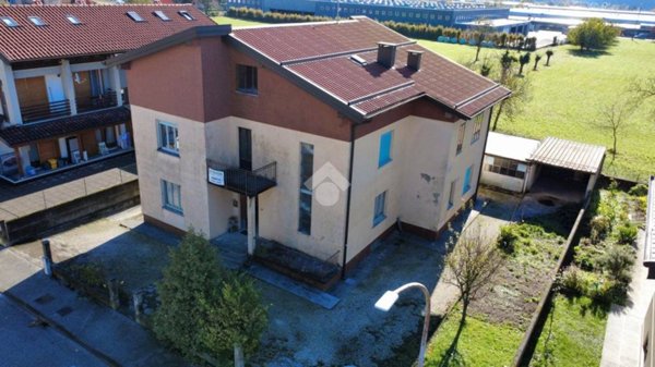 casa indipendente in vendita a Tolmezzo