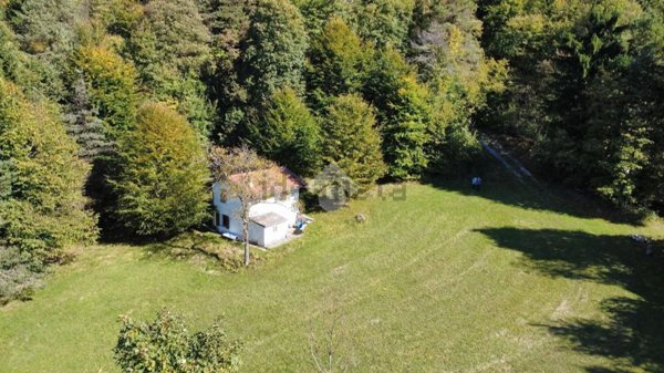 casa indipendente in vendita a Tolmezzo