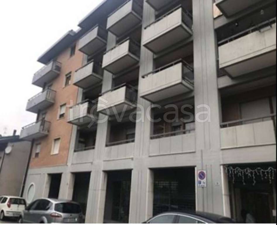 negozio in vendita a Tolmezzo