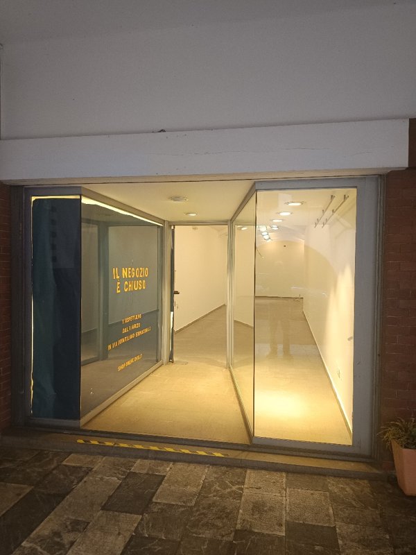 negozio in vendita a Tolmezzo