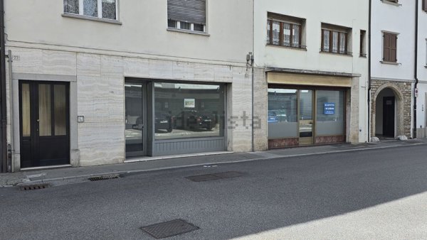 ufficio in vendita a Tolmezzo
