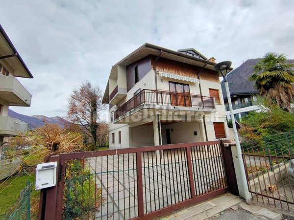 casa indipendente in vendita a Tolmezzo in zona Casanova