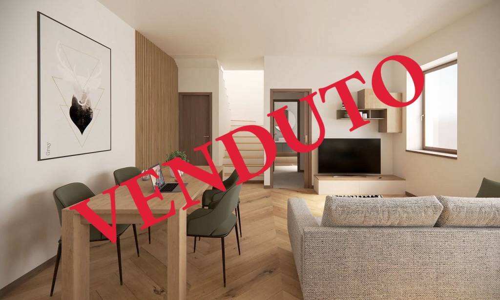 casa indipendente in vendita a Tolmezzo in zona Casanova