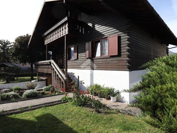casa indipendente in vendita a Tolmezzo