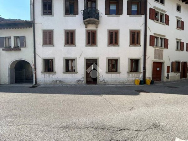 appartamento in vendita a Tolmezzo in zona Caneva