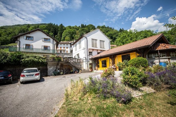 casa indipendente in vendita a Tolmezzo in zona Fusea