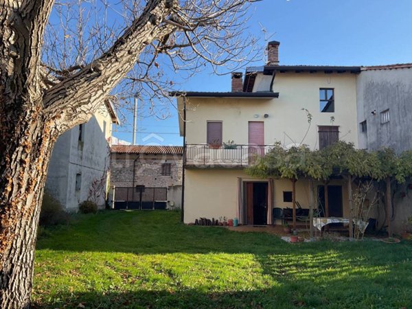casa indipendente in vendita a Torreano