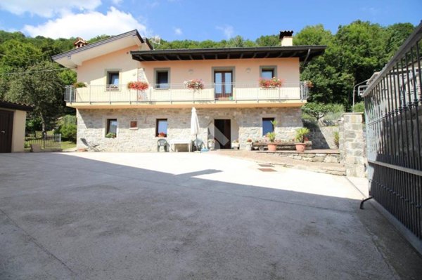 casa indipendente in vendita a Torreano in zona Masaròlis