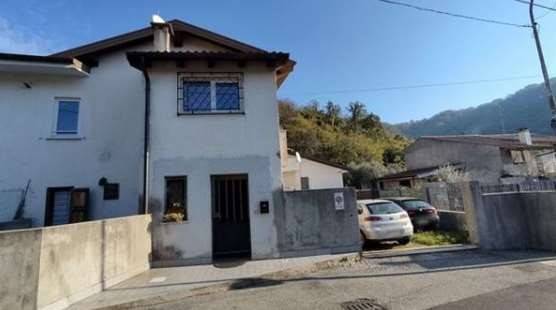 appartamento in vendita a Torreano