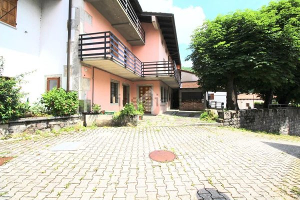 casa indipendente in vendita a Torreano in zona Masaròlis