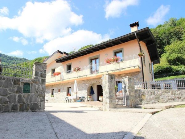 casa indipendente in vendita a Torreano