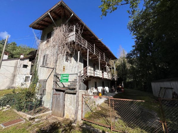 casa indipendente in vendita a Torreano