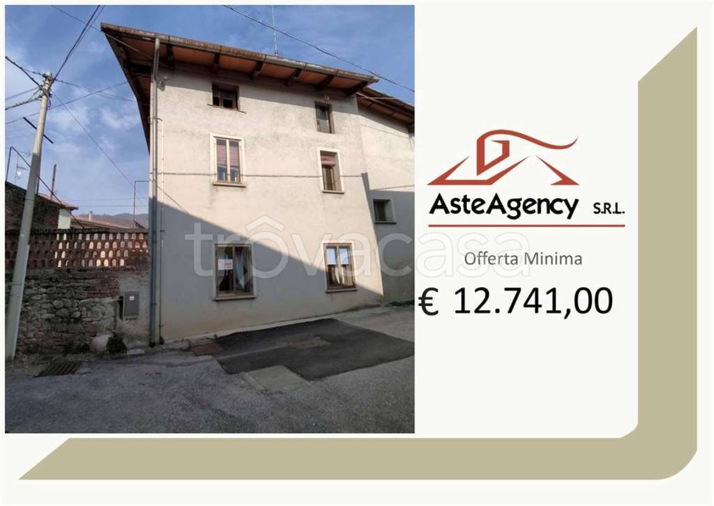 casa indipendente in vendita a Torreano in zona Prestènto