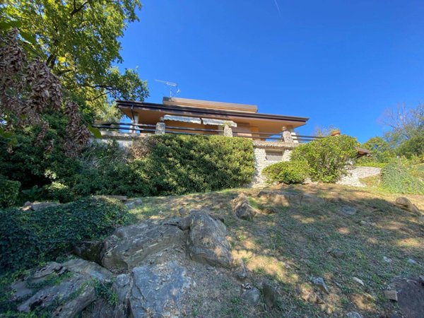 casa indipendente in vendita a Torreano