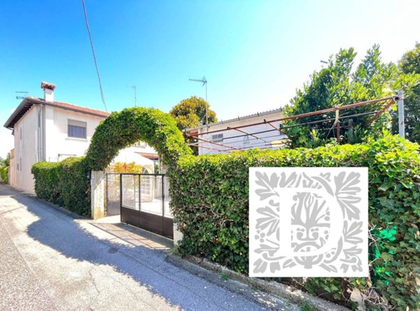 casa indipendente in vendita a Torviscosa