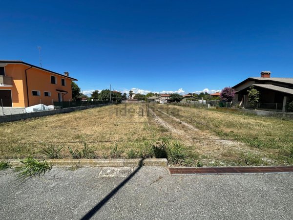 villa in vendita a Torviscosa