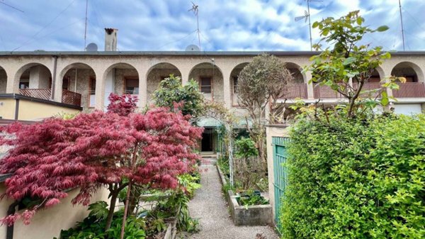 casa indipendente in vendita a Torviscosa