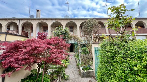 casa indipendente in vendita a Torviscosa