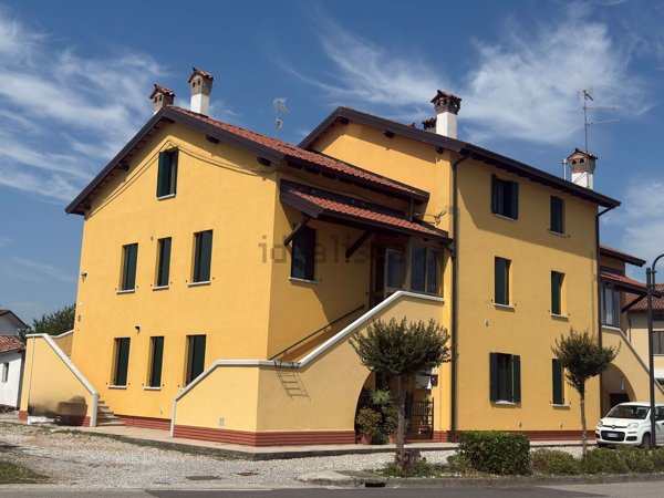 appartamento in vendita a Torviscosa in zona Malisana