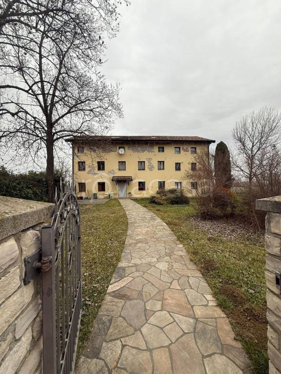 casa indipendente in vendita a Torviscosa