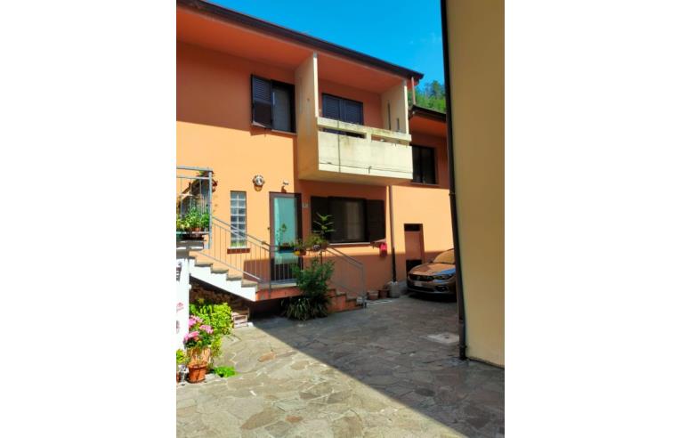 casa indipendente in vendita a Trasaghis in zona Avasinis