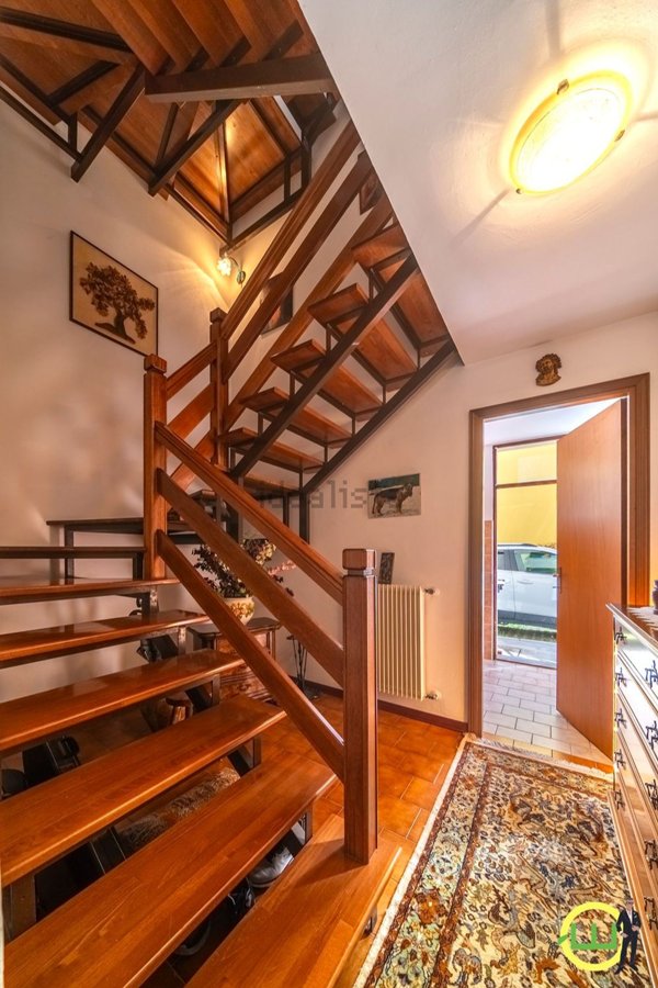 casa indipendente in vendita a Trasaghis in zona Avasinis