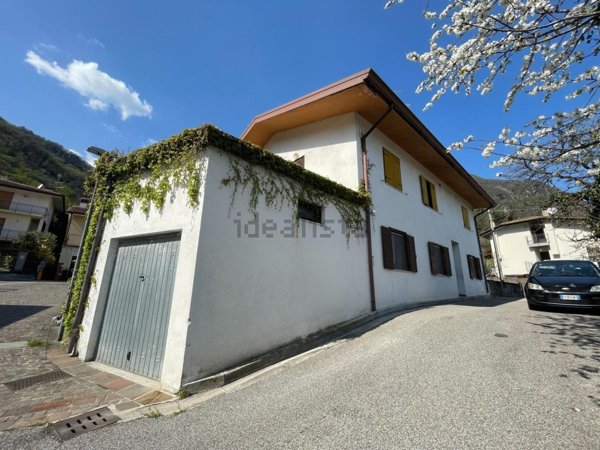 appartamento in vendita a Trasaghis