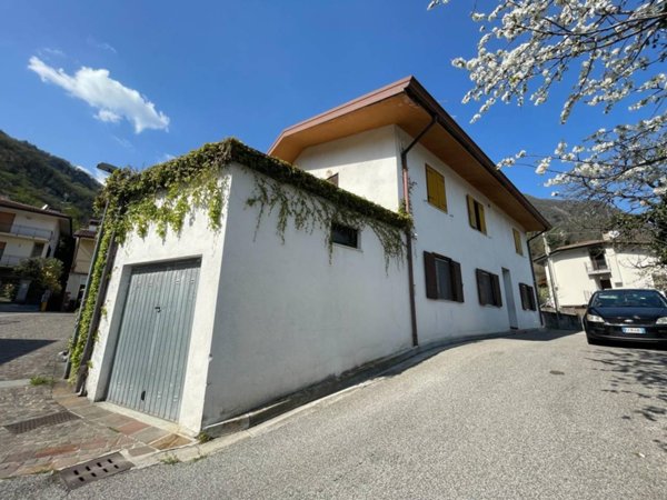 appartamento in vendita a Trasaghis